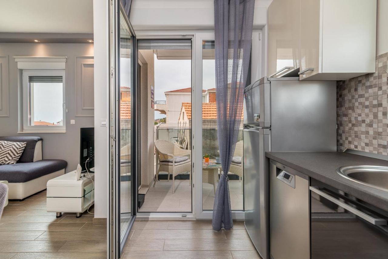 Apartman Lorena Трогир Екстериор снимка