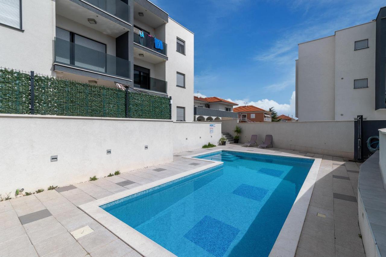 Apartman Lorena Трогир Екстериор снимка