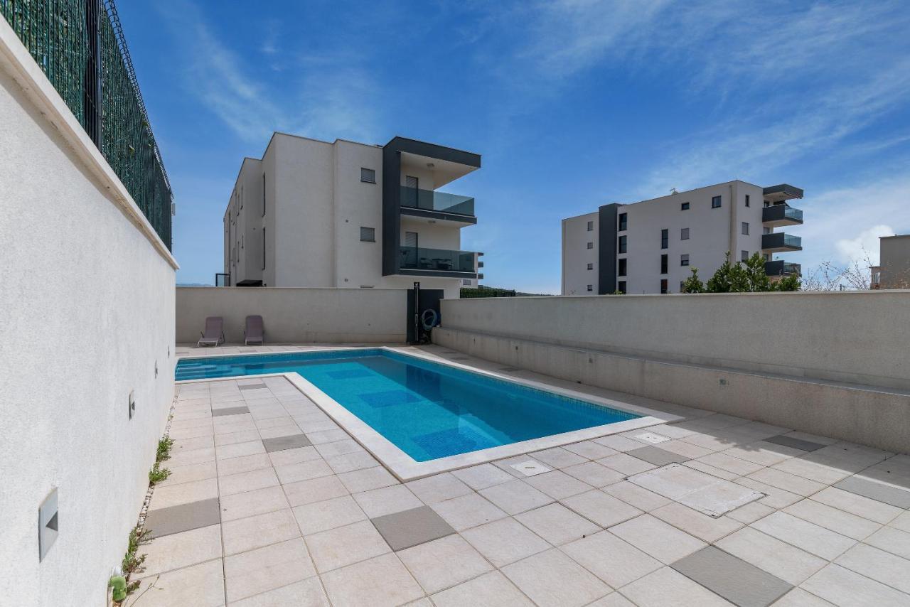 Apartman Lorena Трогир Екстериор снимка