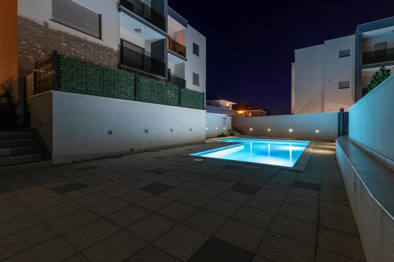 Apartman Lorena Трогир Екстериор снимка